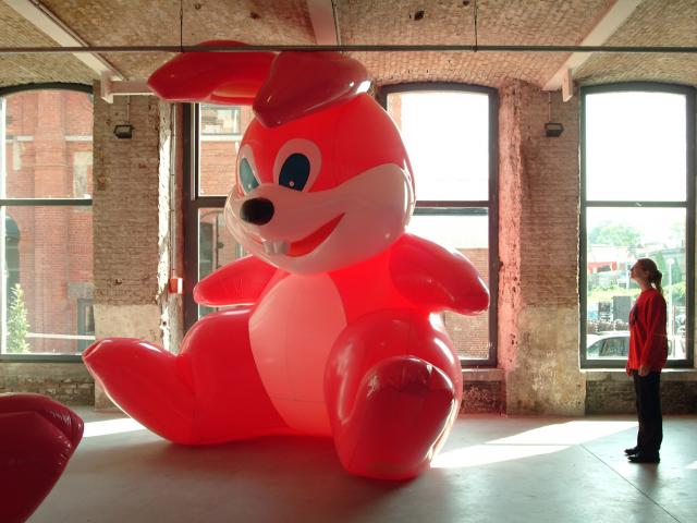 Lille _ Maison Folie de Wazemmes _ Somehow I don't feel comfortable _ œuvre de Momoyo Torimitsu © Jean-Pierre Duplan - Light Motiv