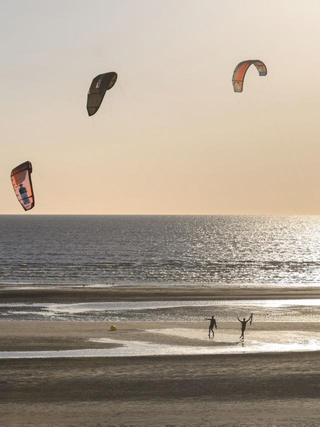 3 Kitesurfer in der Somme-Bucht, Copyright CRTC Hauts-de-France-Nicolas Bryant