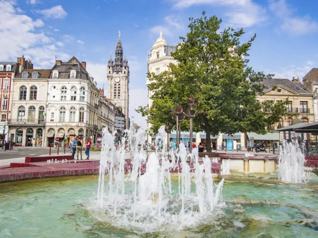 Douai La Place D'armes Crt Hauts De France Ariane Fornia