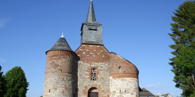 Northern France _ Bancigny _ Fortified church ©Office de Tourisme du Pays de Thiérache