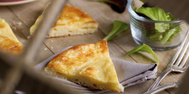 Northern France _ Haution _ Maroilles cheese tart ©CRTC Hauts-de-France, Anne-Sophie FLAMENT