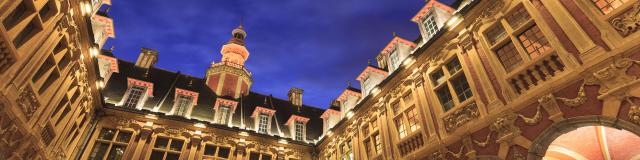 Nordfrankreich, Lille, Stadtzentrum Innenhof Alte Börse.