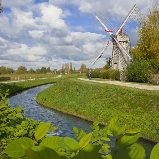 Blick auf die Landschaft um Saint-Omer, das Marschland Audomarois. Copyright: CRTC Hauts-de-France - Anne-Sophie FLAMENT