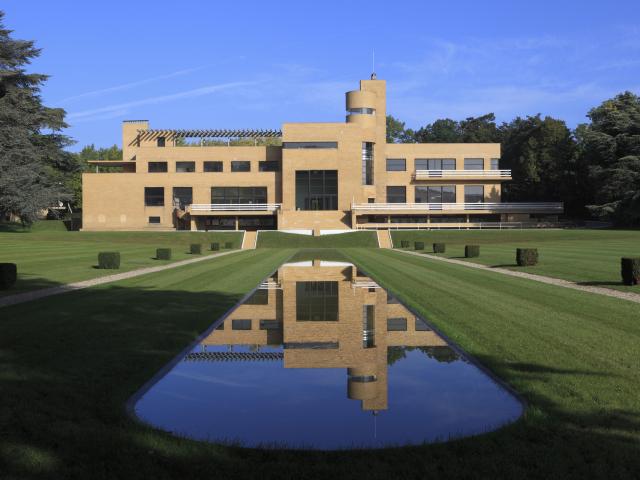 Nordfrankreich_Croix La Villa Cavrois vue d'extérieur © Centre Des Monuments Nationaux - Jean-Luc Paillé