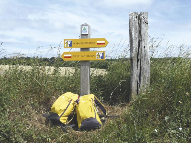 Wegmarkierungen Via Francigena GR145 in Nordfrankreich. Copyright: Alice Chaput